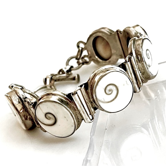 Vintage Pat Malin, Sterling Silver Ivory Swirl Shell Link Bracelet - Picture 2 of 6